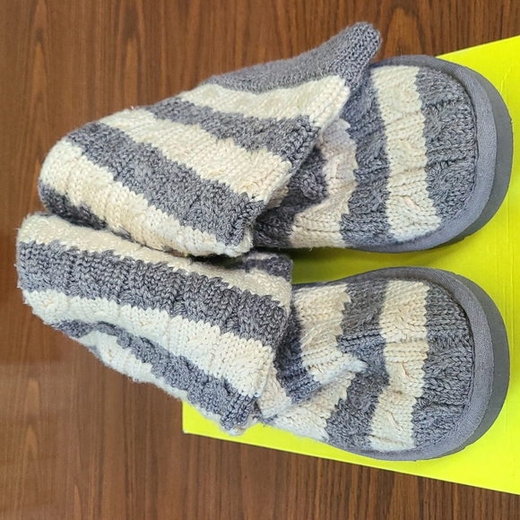 UGG Knit Tall Boots - Picture 7 of 8